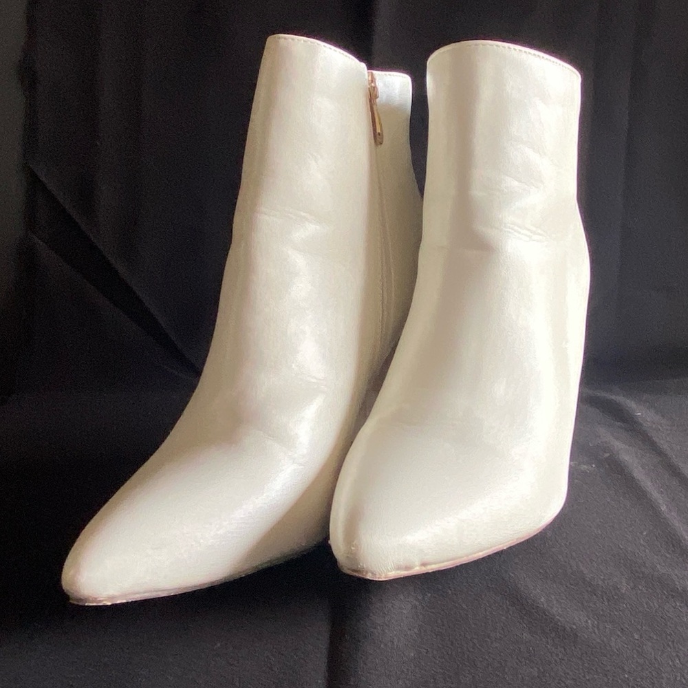 Lulu's Elegant White Ankle Booties